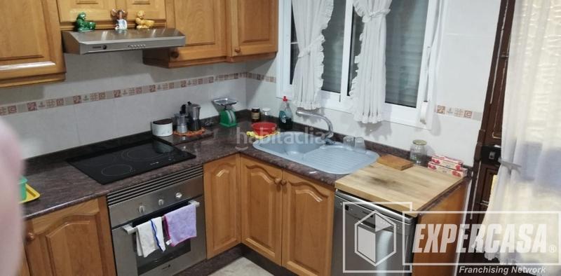 Foto a85dfffa-5d5a-4e6b-bf0a-99e43bc16f2c. Chalet con riscaldamento parcheggio piscina in Vilamarxant