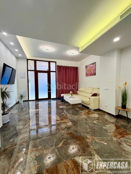 Foto 9564a97b-ffdd-4ff4-a231-192acfdac958. Appartement avec chauffage dans Barrio Benicalap Valencia