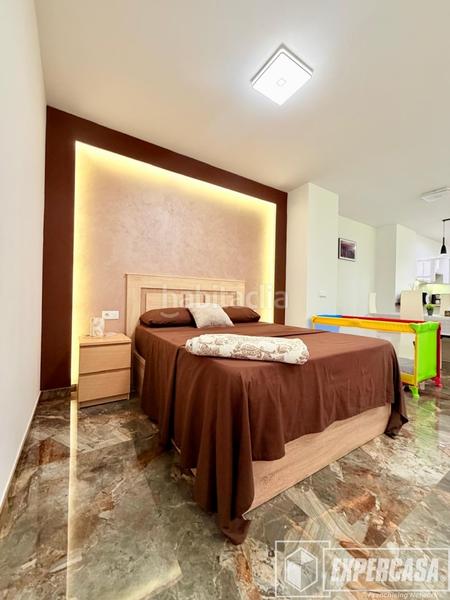 Foto 6a1079fb-cb78-44d1-bd09-bee2ca912c67. Flat with heating in Barrio Benicalap Valencia