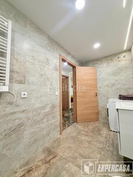 Foto 4f246376-bc27-4151-9f6d-641b8b96da2f. Piso en Barrio Benicalap Valencia