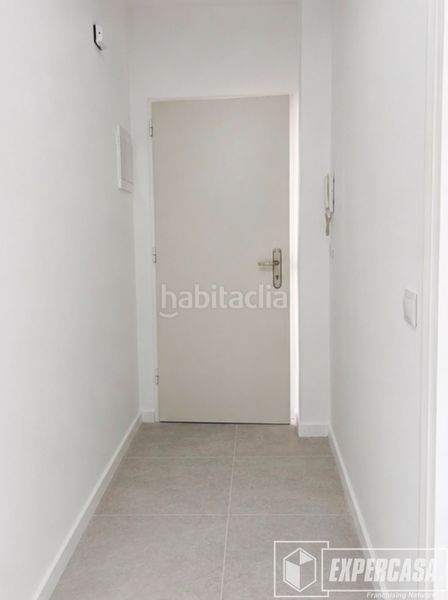 Foto b1cf094e-1ba3-452f-936d-9e59d6e73f0c. Pis a Algemesí