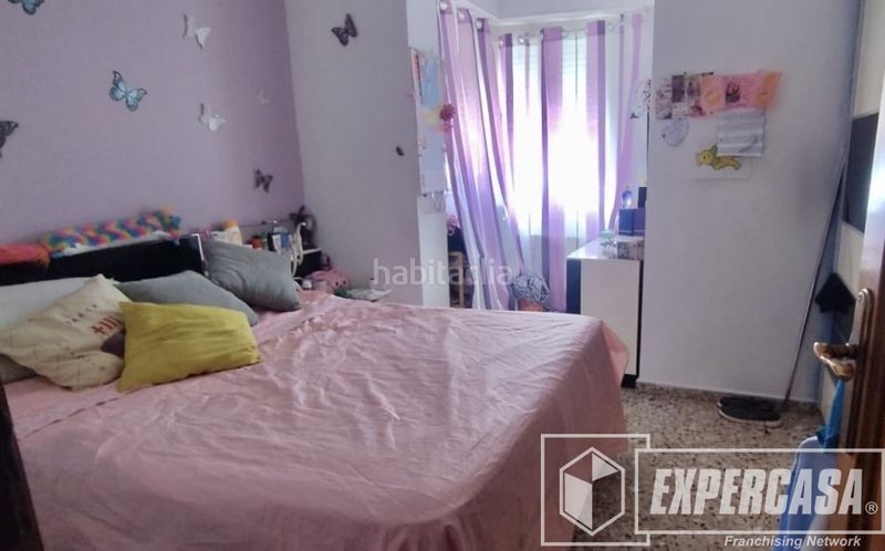 Foto ef5fb550-8cc1-4272-9066-6aa90202fec7. Pis a Yecla