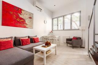 Rent Flat  Passatge de llívia