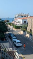 Apartment in Avinguda del sol 18. A 100 m de la playa