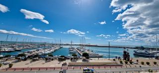 Apartament a Carrer del carme 3. 1 linea puerto