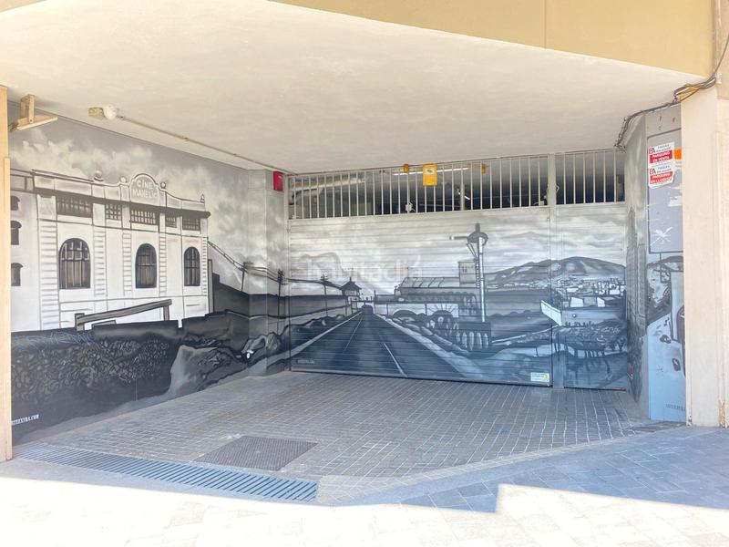 Foto 5df85090-f4f9-41bf-a480-7e84336fc763. Alquiler parking coche parking junto plaza de Sants en Barcelona
