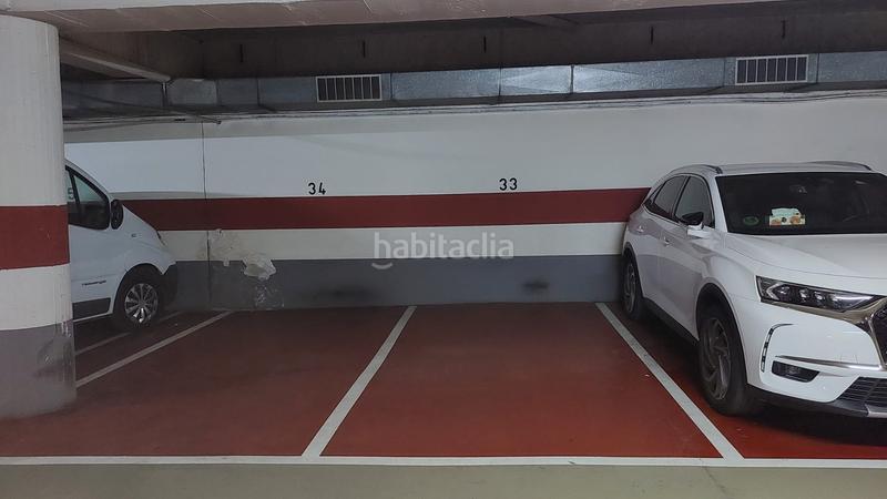 Foto 8ab66dd0-151d-495e-9487-46911e9a0e4f. Parking coche plaza de parquin de engestur en La Salut Badalona
