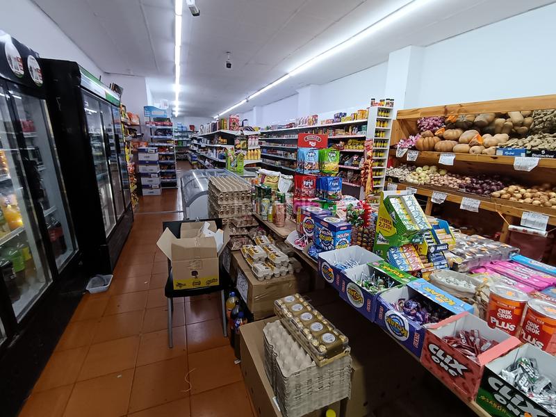 Foto 1a33361d-8e27-4601-a007-50f5d7432851. Local comercial a La Salut Badalona