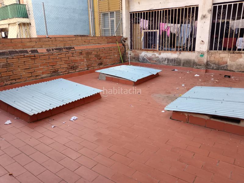 Foto 9f0cbf37-2482-46e5-ac21-f387d7e43c66. Local comercial a La Salut Badalona