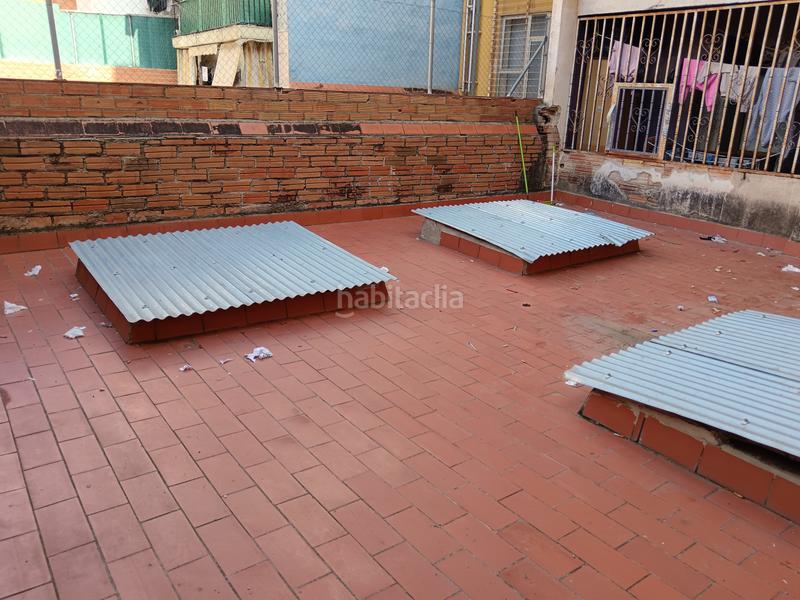 Foto ccd06e51-a469-4b70-a73e-18d68c837fd7. Local comercial a La Salut Badalona