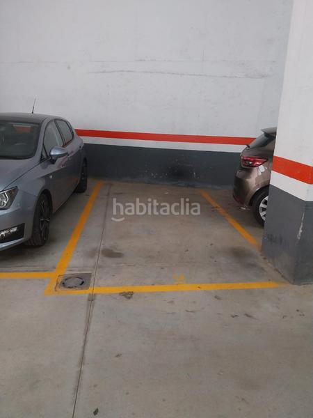Foto 095e448f-c111-483c-87d9-4d09b515803f. Parking coche plaza parquing c/circumval.lació en Badalona