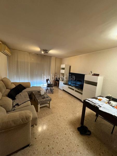 Foto b0256ca3-a78a-48d9-868a-b5069ec20326. Appartamento con riscaldamento in Fondo Santa Coloma de Gramenet