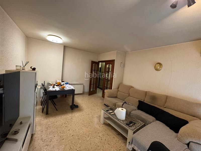 Foto d805c909-3fd1-419f-b86b-fac1df3400ad. Appartamento con riscaldamento in Fondo Santa Coloma de Gramenet