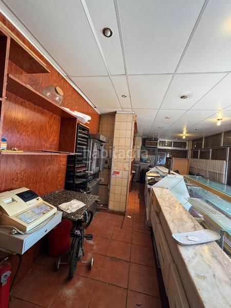 Foto 09bdf2fe-b894-457a-8bad-9eccd01d2ef3. Local commercial dans Llefià Badalona