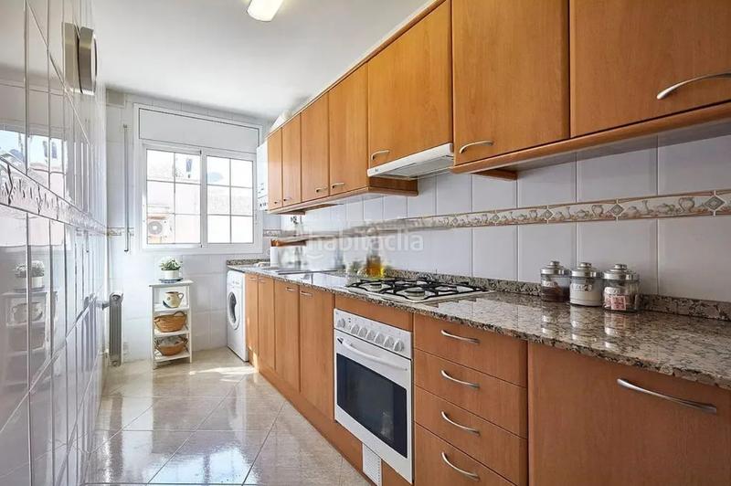 Foto 1938c8d7-7057-4ac0-bd50-6e634419d32d. Pis amb calefacció aparcament piscina a Santa Maria-l´Eixample-Sud Sumella Cubelles