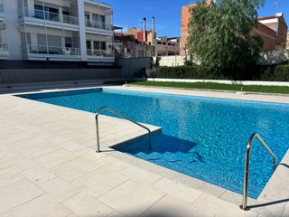 Piso  Carrer del general weyler. ¡descubre tu nuevo hogar en esta maravillosa vivienda en planta