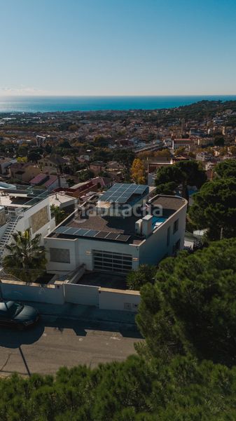 Foto 42d14c8b-5e83-49ba-922c-d23bb0c16e6a. Xalet amb xemeneia calefacció aparcament piscina a Vilassar de Dalt
