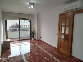 Appartamento  Avinguda de lloreda. Piso en venta av/lloreda (badalona)