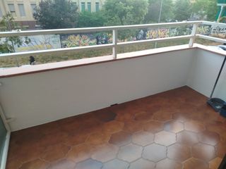 Etagenwohnung  Avinguda de lloreda. Piso en venta av/lloreda (badalona)