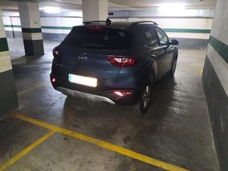 Aparcament cotxe a Favara