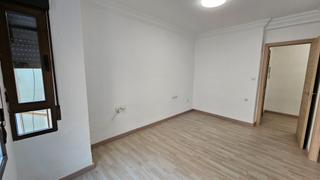 Piso  Carrer església. Se vende piso totalmente reformado