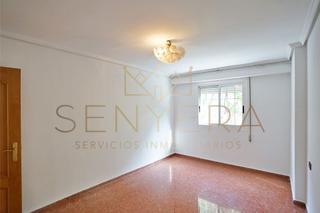 Appartement à Safranar