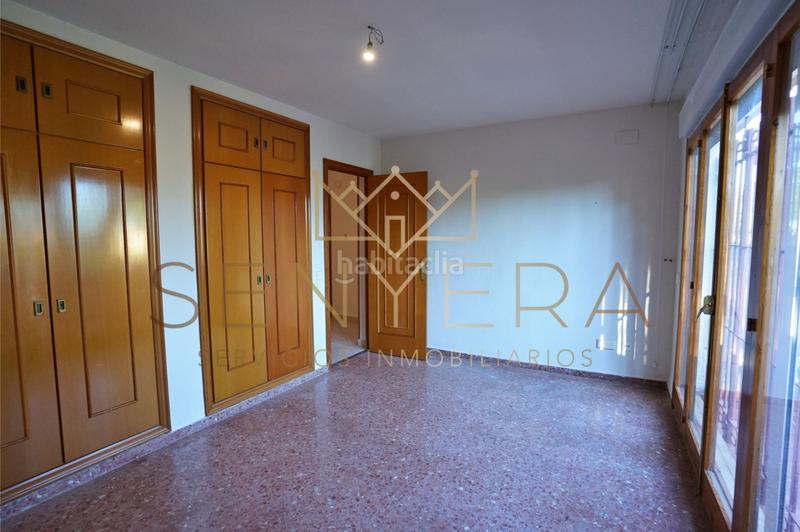 Foto 0fd4a2ea-a153-4d45-b1ec-953369b48a20. Chalet with parking in San Antonio de Benagéber