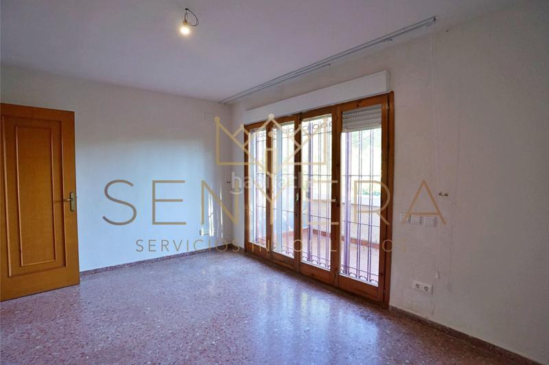 Foto 5d275b22-027a-468d-a7ae-c256fde8e8be. Chalet with parking in San Antonio de Benagéber