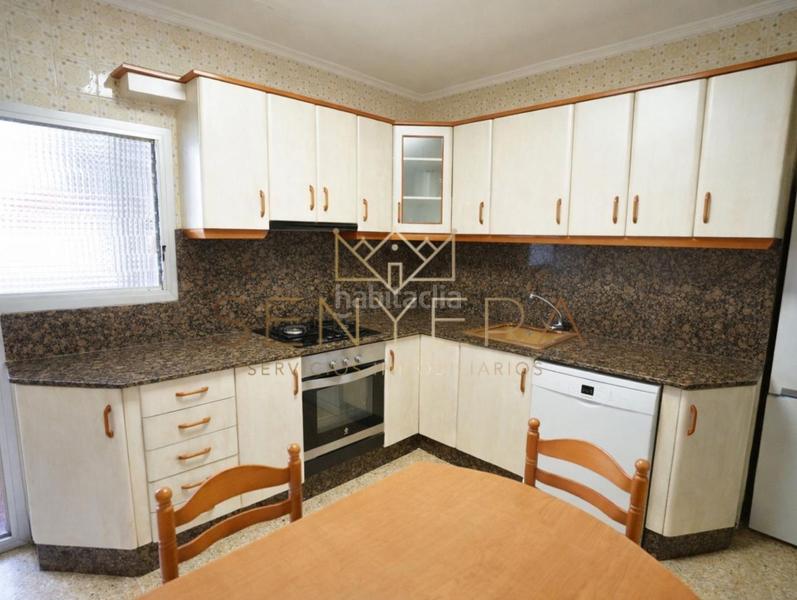 Foto c020c398-c8ab-4be4-ad42-f9249bdebf3a. Flat in Cardenal Benlloch Mislata