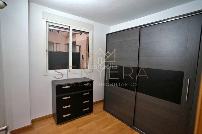 Foto d1aba670-e5e5-4c17-bad6-a6f850b2c544. Flat with parking in Cardenal Benlloch Mislata