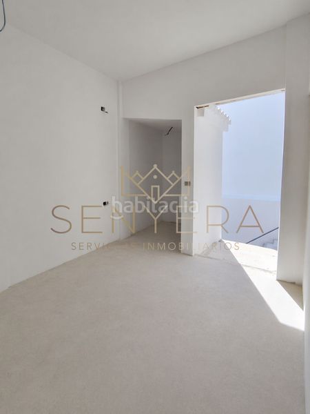 Foto dc4fff5a-d6ea-43e6-bd9c-93c88efe25ac. Casa adossada a Barrio de Patraix Valencia