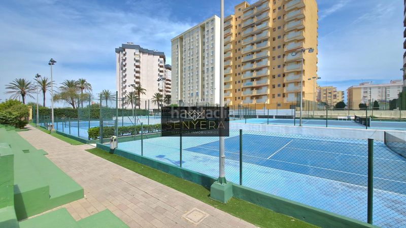 Foto be9c7e18-f9a3-4977-8252-540af7cdfc0c. Apartament amb piscina a Mareny Blau Sueca