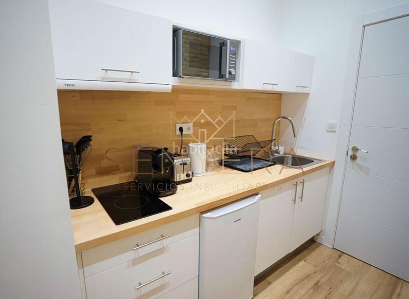 Foto ee415cd0-d358-418c-8172-109dfba23fb8. Planta baixa a Barrio de Campanar Valencia