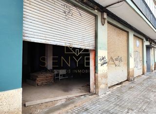 Local Comercial a Camí Reial