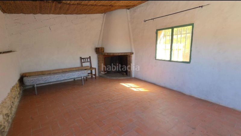 Foto ef84d764-8a26-46b6-8f59-5250f3a7fc54. Masia a Navarrés
