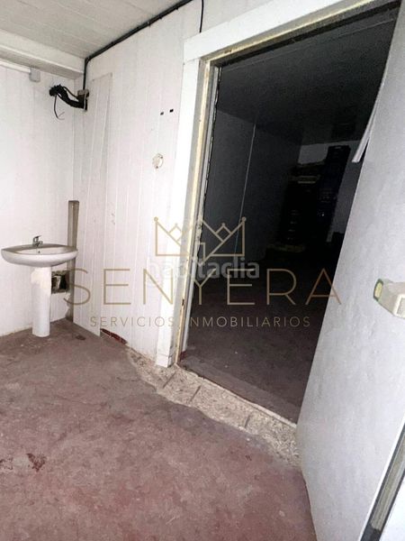 Foto ecdec9dd-640d-4384-ac43-33c3b25f0758. Local comercial a La Raïosa Valencia