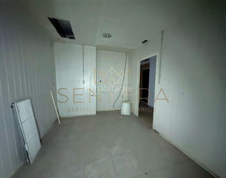Foto e7557f0f-3336-4a59-be3b-1b736773751b. Local comercial a La Raïosa Valencia