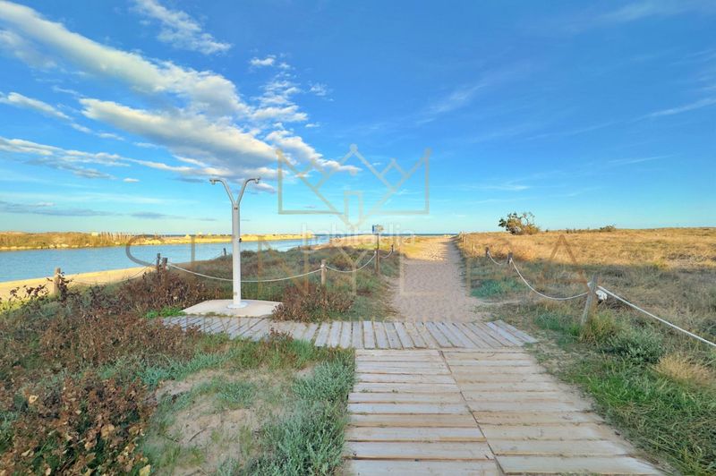 Foto 0be37d0d-990c-4130-b67e-4100ffb00fd6. Piso en El Perellonet Valencia