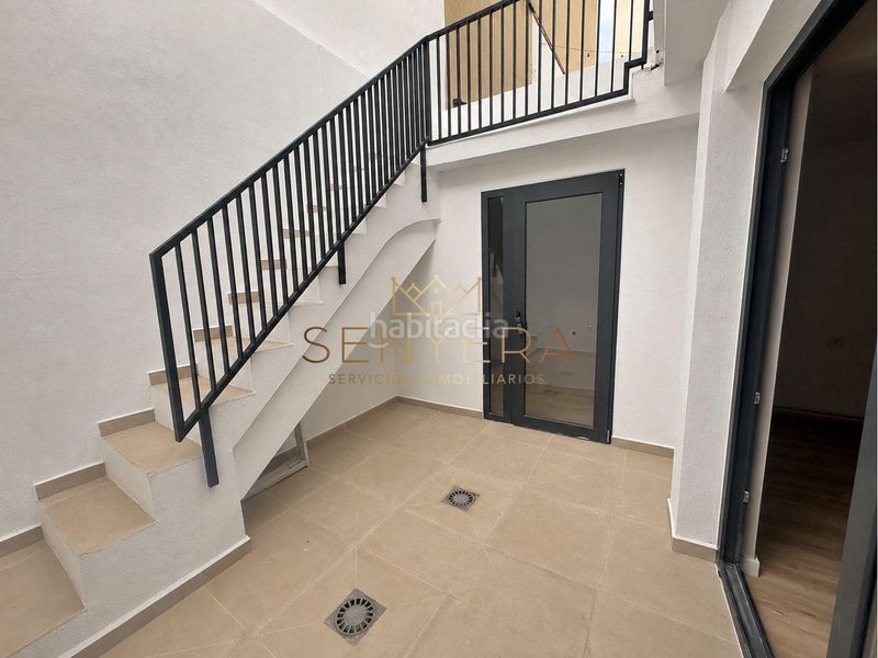Foto e857c325-3b8c-42e6-b6c4-7d7c426ba4af. Casa adossada a L´Hort de Senabre Valencia