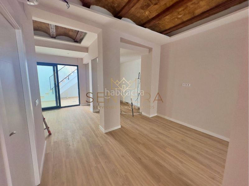 Foto ed405bad-6ef5-4d3c-87b2-e478d40e4ab4. Casa adossada a L´Hort de Senabre Valencia
