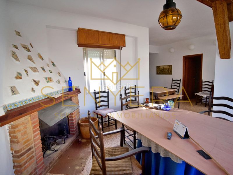 Foto 3d122f2c-806f-48fd-9b6f-0ad5b0fc1715. Edificio en Centro Histórico Gandia
