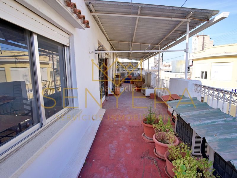 Foto 6de4ed3f-1e90-452c-aedc-f54125aeefbd. Edificio en Centro Histórico Gandia
