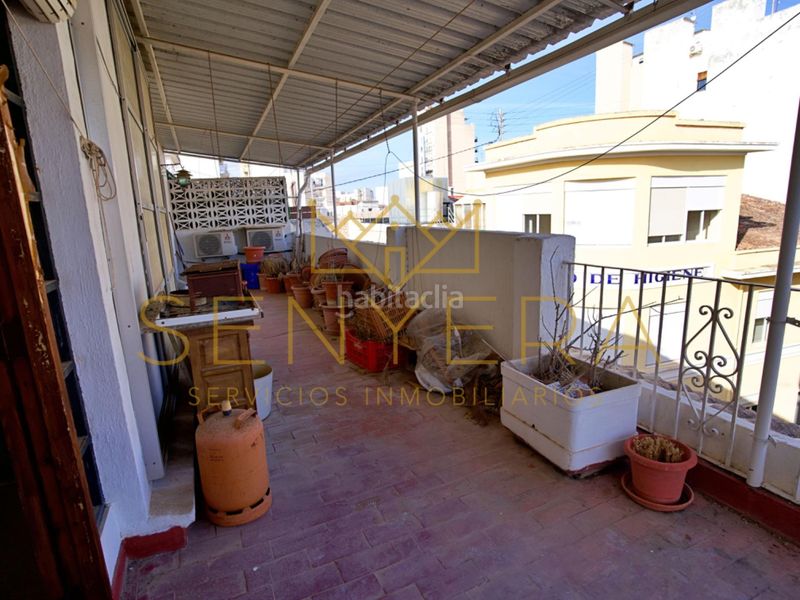 Foto d73615e9-5f74-459e-bd8c-e510e95ff71d. Edificio en Centro Histórico Gandia