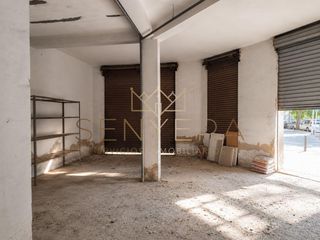 Local Comercial a Camí Reial