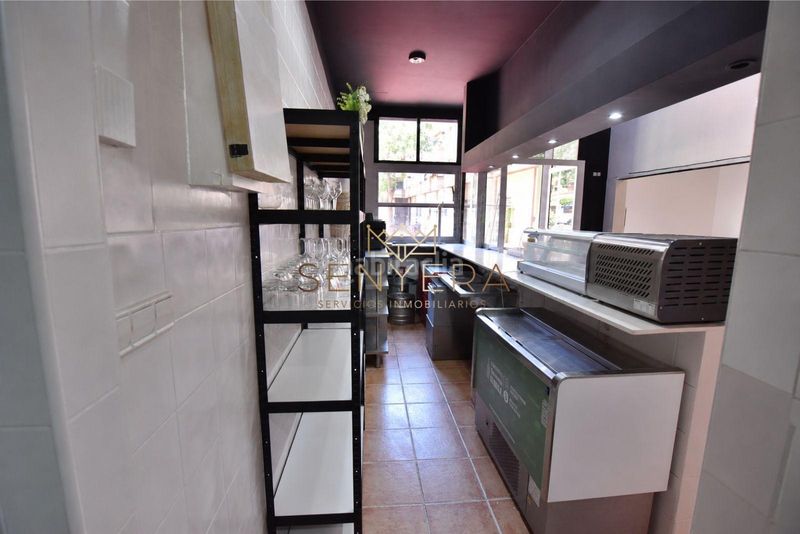 Foto b9fcfc9a-766b-42dd-b5a1-1e81de02cd3d. Local comercial en La Constitución-Canaleta Mislata