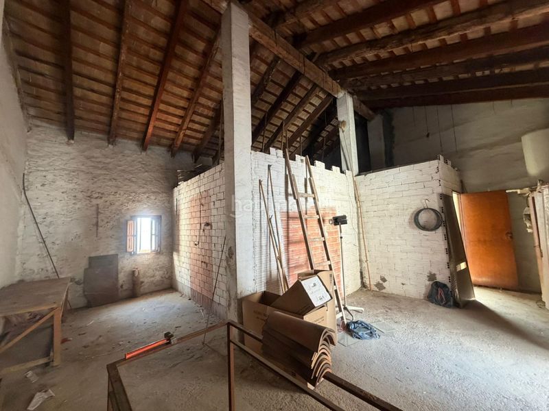 Foto 355ae7e9-5bb6-4c9c-9bda-35aa7029f78c. Casa adossada a El Castell Burjassot