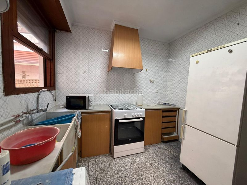 Foto 64093be7-8c39-40bd-8fc6-d155ca650728. Casa adossada a El Castell Burjassot