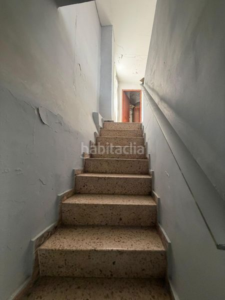 Foto d186bc46-4518-4078-8103-73df8f71983d. Casa adossada a El Castell Burjassot