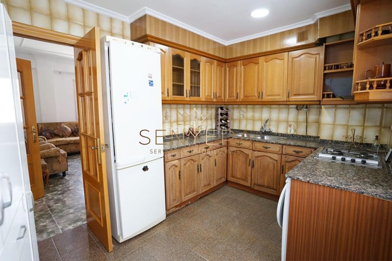 Foto cf96cb47-351e-46c6-a4a5-a58a572a3215. Piso en Barrio de Patraix Valencia