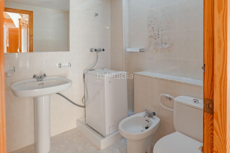 Foto c00c9d75-b44b-4569-9f01-567081132051. Casa adossada amb aparcament a Tavernes de la Valldigna